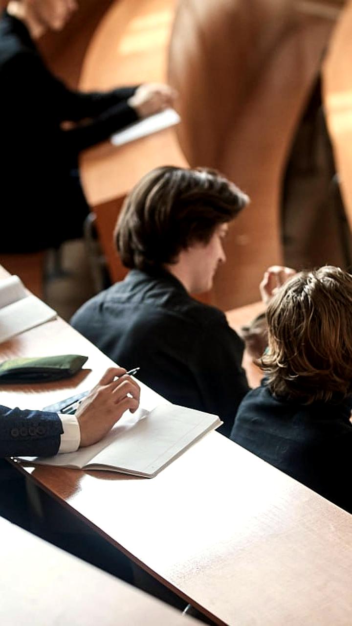 В Госдуме предложили бесплатное обучение для востребованных профессий