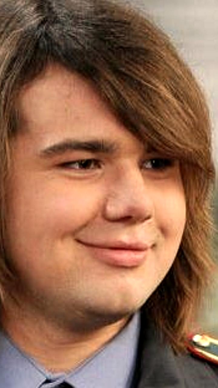 Имущество Михаила Казакова из 'Папиных дочек' объявлено в розыск из-за долгов