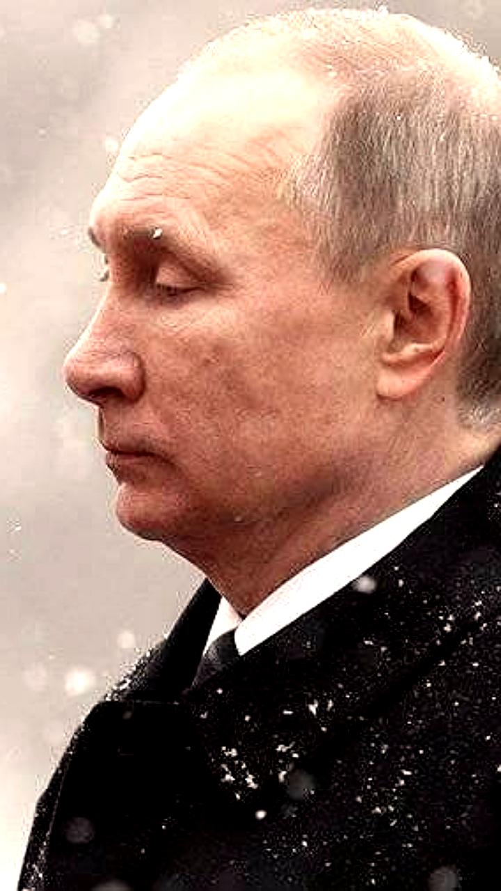 Владимир Путин участвует в мероприятиях по снятию блокады Ленинграда в Санкт-Петербурге