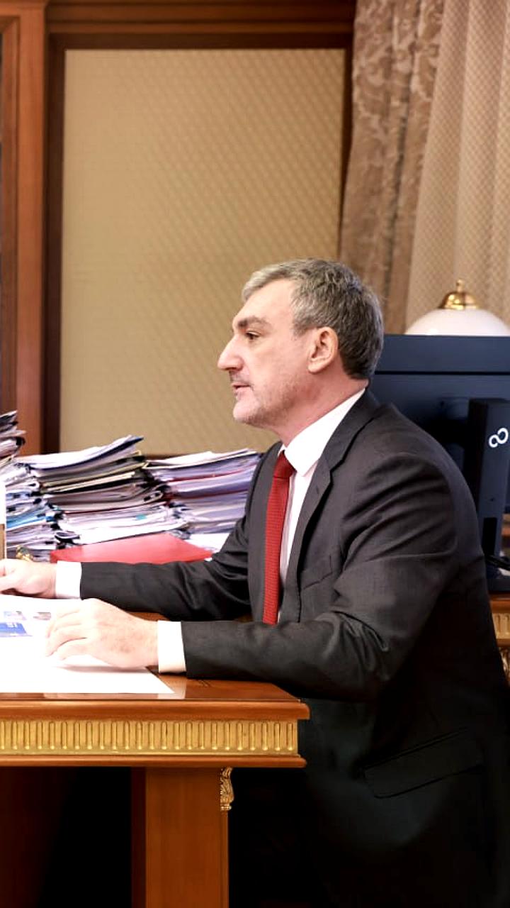 Обсуждение социально-экономического развития и инвестиционных проектов в Амурской области и Республике Бурятия