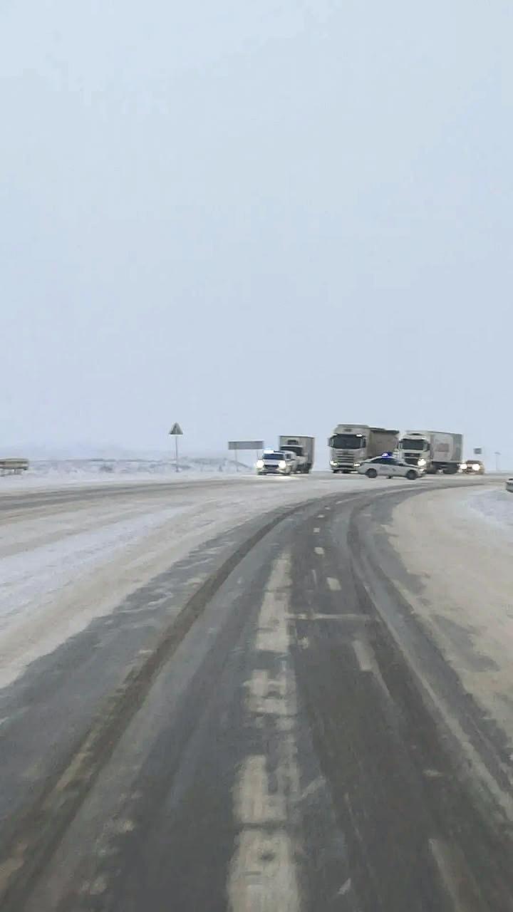 Ограничение движения на трассе в Благодарненском округе из-за плохой видимости