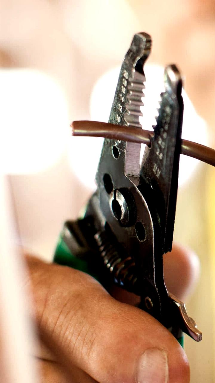 Госдума рассматривает законопроект о полном отключении связи по требованию ФСБ