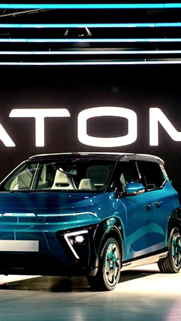 Старт продаж электромобиля Атом перенесен на весну 2023 года