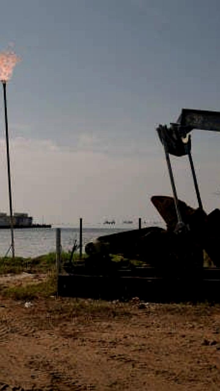 США смягчают санкции против нефтегазового сектора Венесуэлы