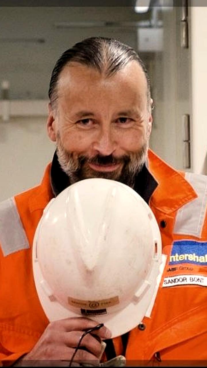 Суд Амстердама освободил долю Газпрома в Wintershall Noordzee от ареста