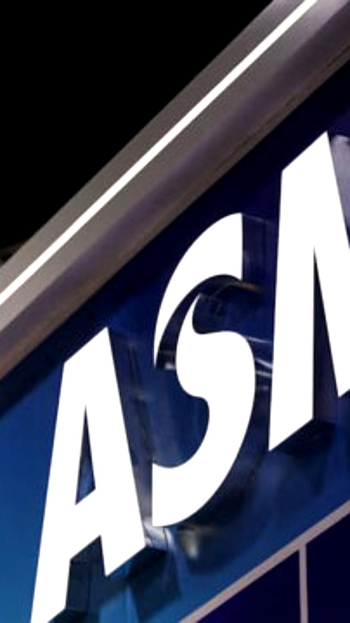 ASML Holding NV устанавливает рекорды заказов на фоне роста спроса на технологии ИИ