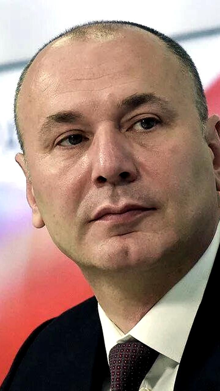 Глава Рособрнадзора Анзор Музаев о введении оценок за поведение в школах