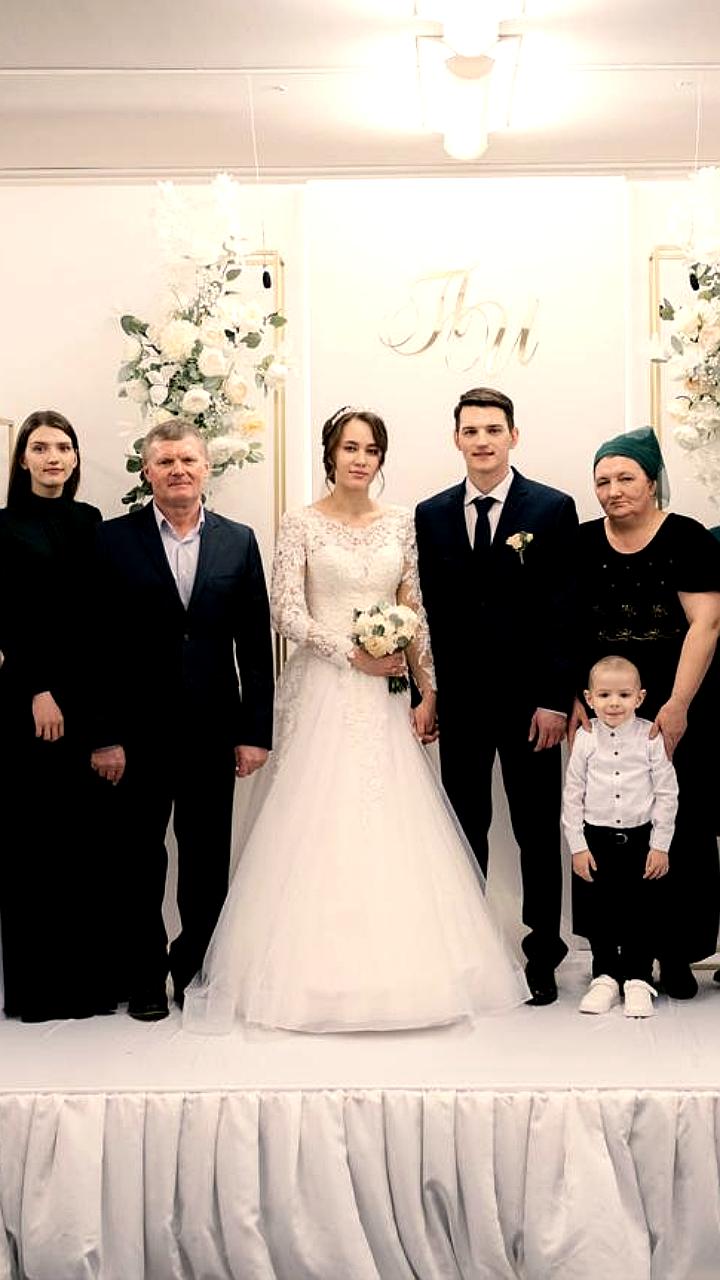 Людмиле Маковецкой из Оренбургской области присвоено звание Мать-героиня