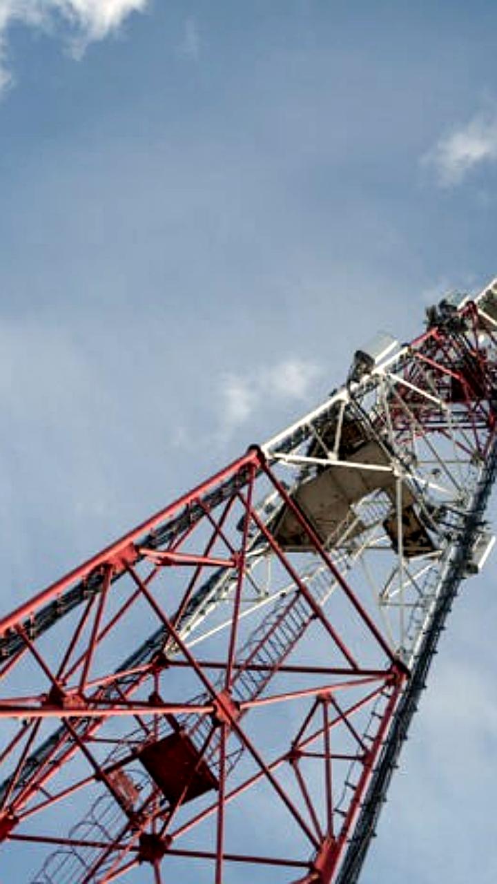 Развитие мобильной связи в ДНР и тестирование спутниковой связи в Якутии