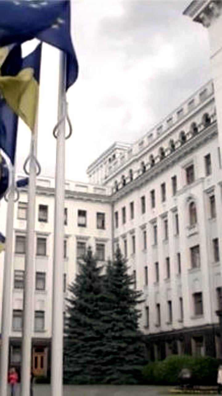 Языковая омбудсмен Украины сообщает о переходе граждан на русский язык при отсутствии законодательных ограничений