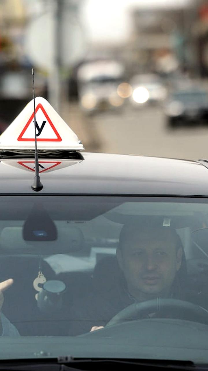 В России введут единый рейтинг автошкол с мая 2026 года