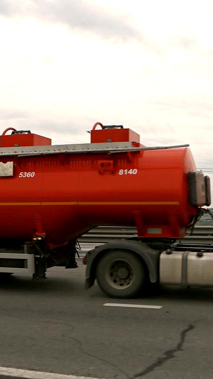 Правительство России вводит временный запрет на экспорт топлива до 2026 года