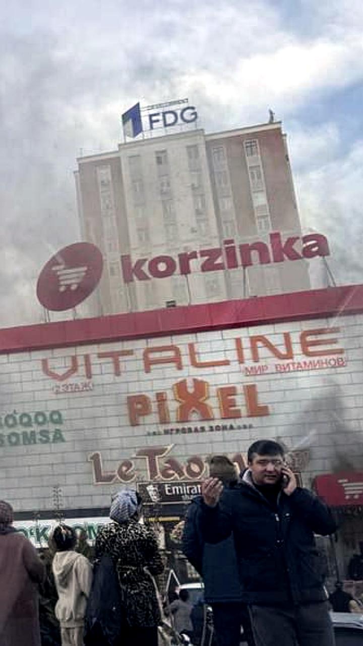 Пожар в ТРЦ Aviator: супермаркет Korzinka не пострадал