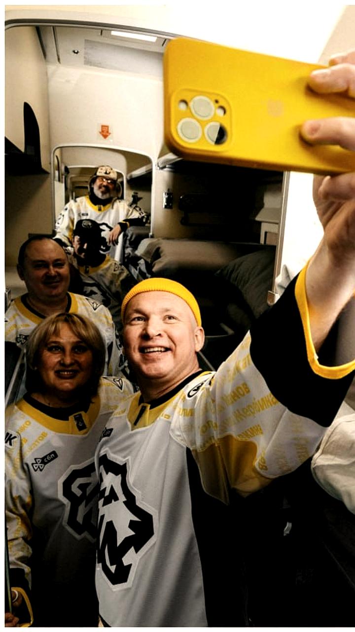 Трактор прерывает победную серию Сибири в хоккейном матче