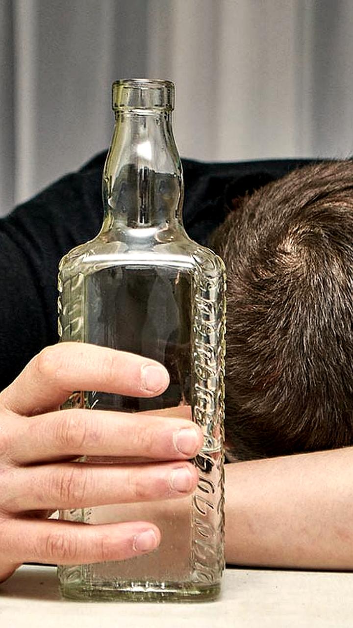 Врачи определили смертельные дозы алкоголя для мужчин и женщин