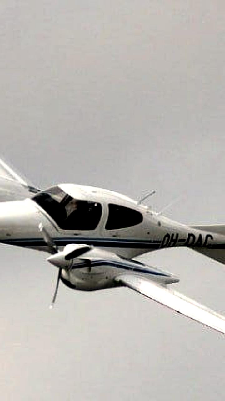 Три человека погибли при крушении учебного самолета в Орске