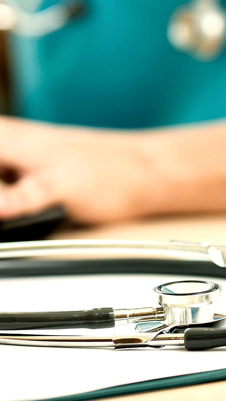 В России увеличен норматив финансирования лечения по ОМС до 24 922,9 рублей