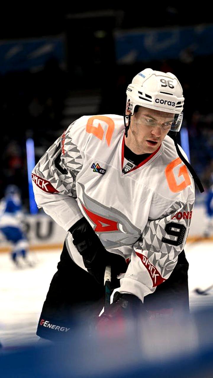 Авангард и Динамо встретятся в матче КХЛ в Москве