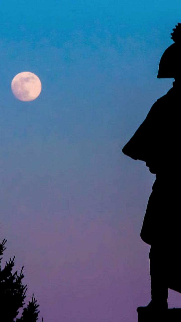 Памятник Резанову перенесут в рамках реконструкции площади Мира к 400-летию Красноярска