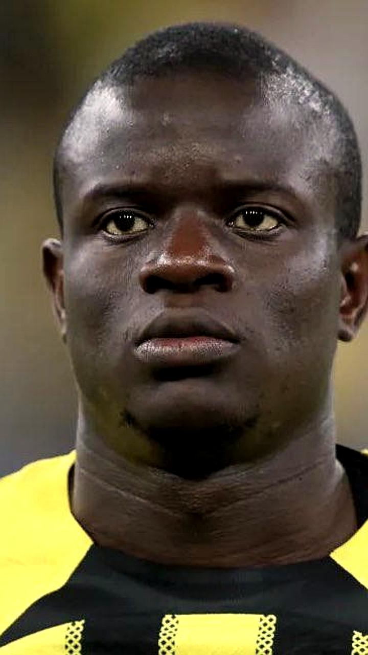 Трансфер Нголо Канте в Фенербахче не состоялся из-за проблем с документами