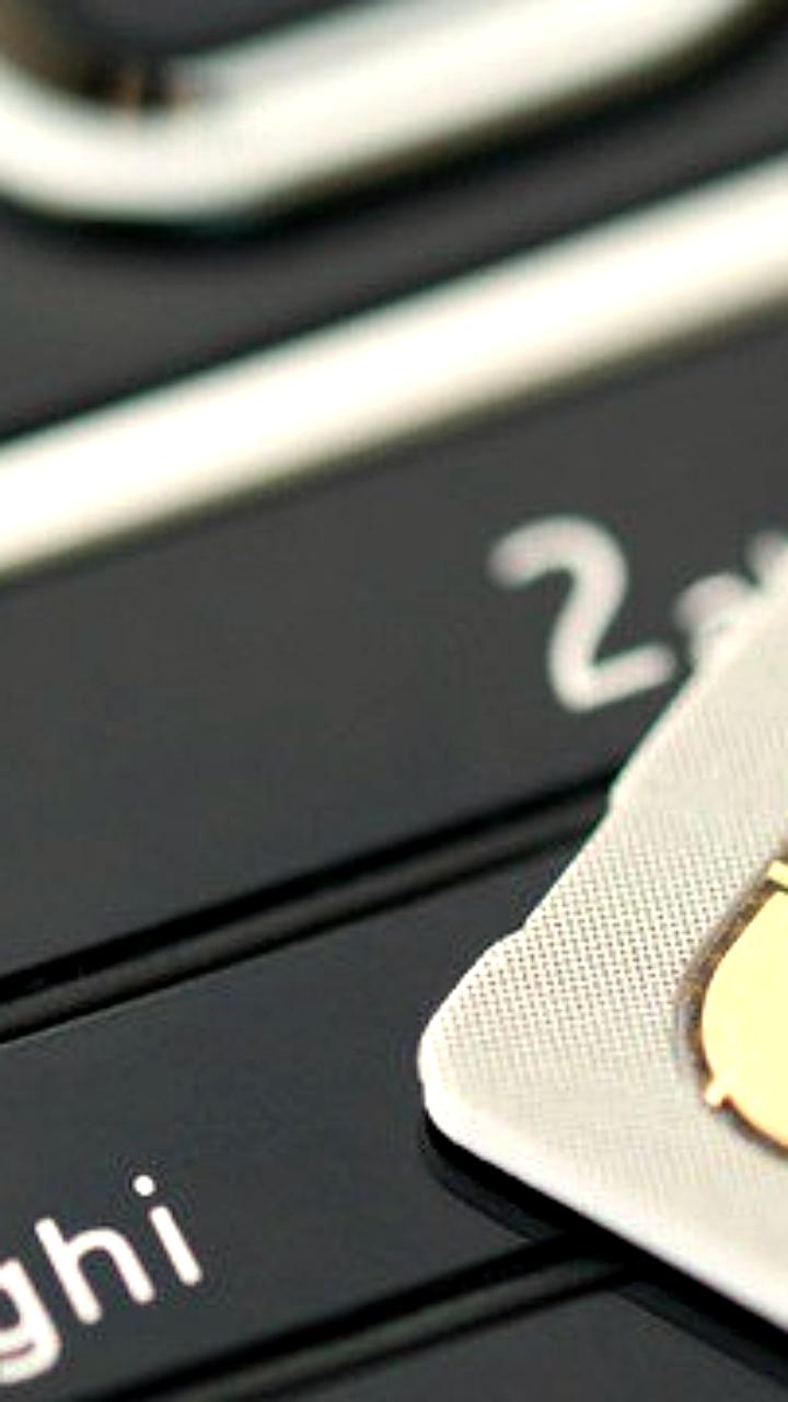 В 2025 году более 5,4 млн абонентов сменили оператора, сохранив номер