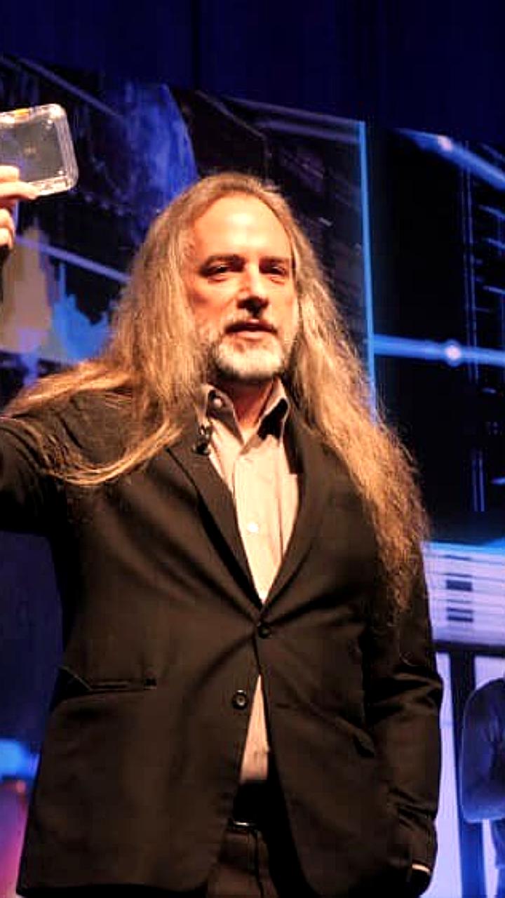 Intel и SoftBank объединяют усилия для разработки памяти следующего поколения для ИИ