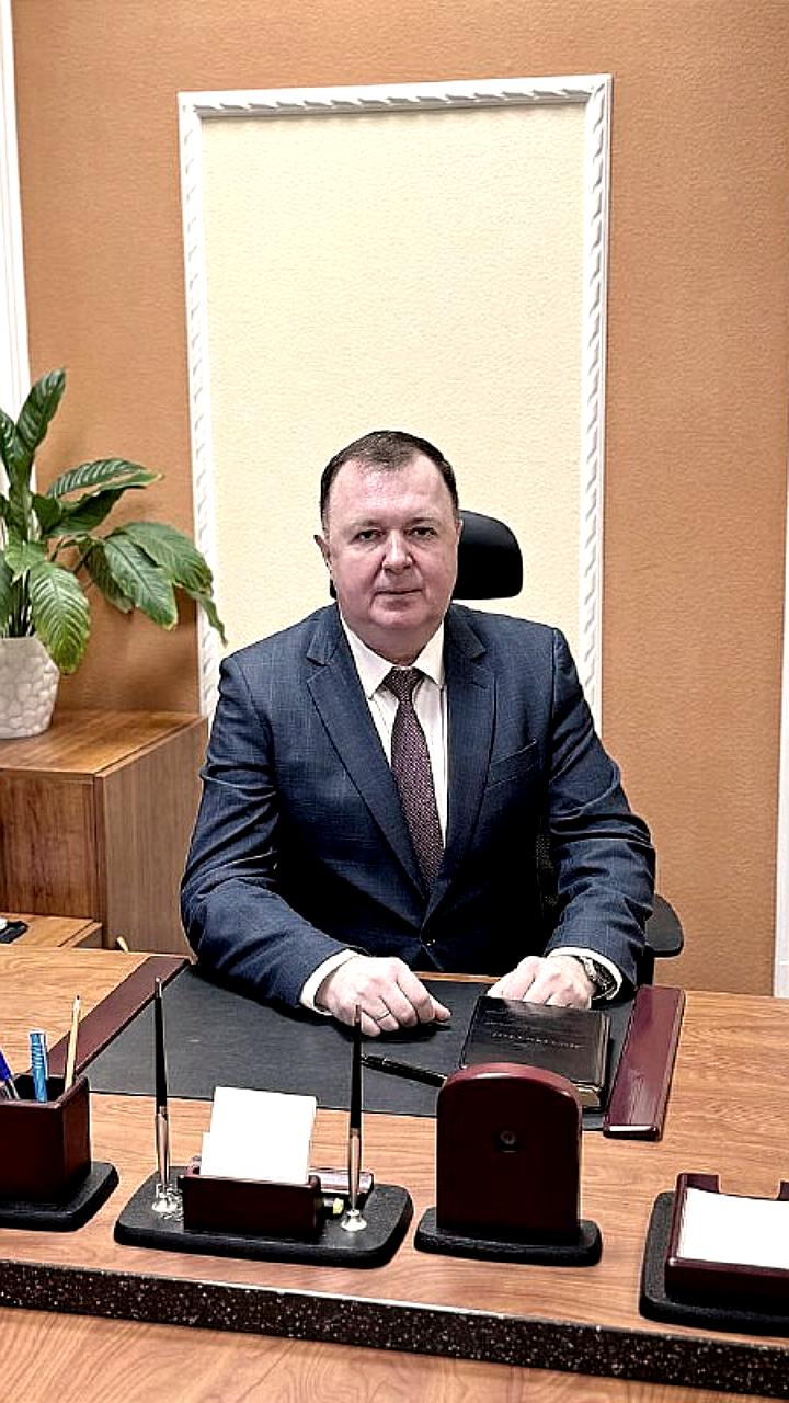 Экс-глава УФСИН Омской области Константин Книс предстанет перед судом за превышение полномочий и взятки