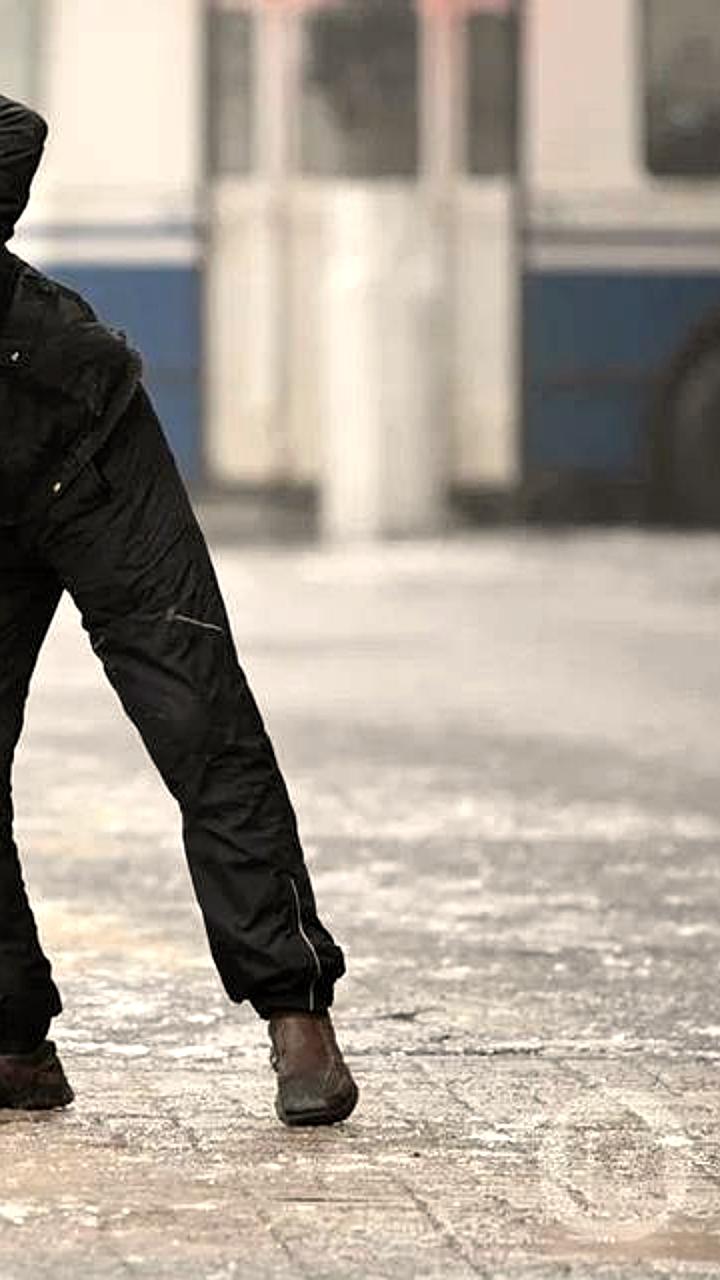 Губернатор Волгоградской области поручил усилить контроль за уборкой дворов