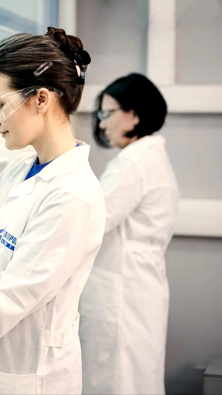 Газпром нефть успешно протестировала экологически чистое авиатопливо на основе фритюрного масла