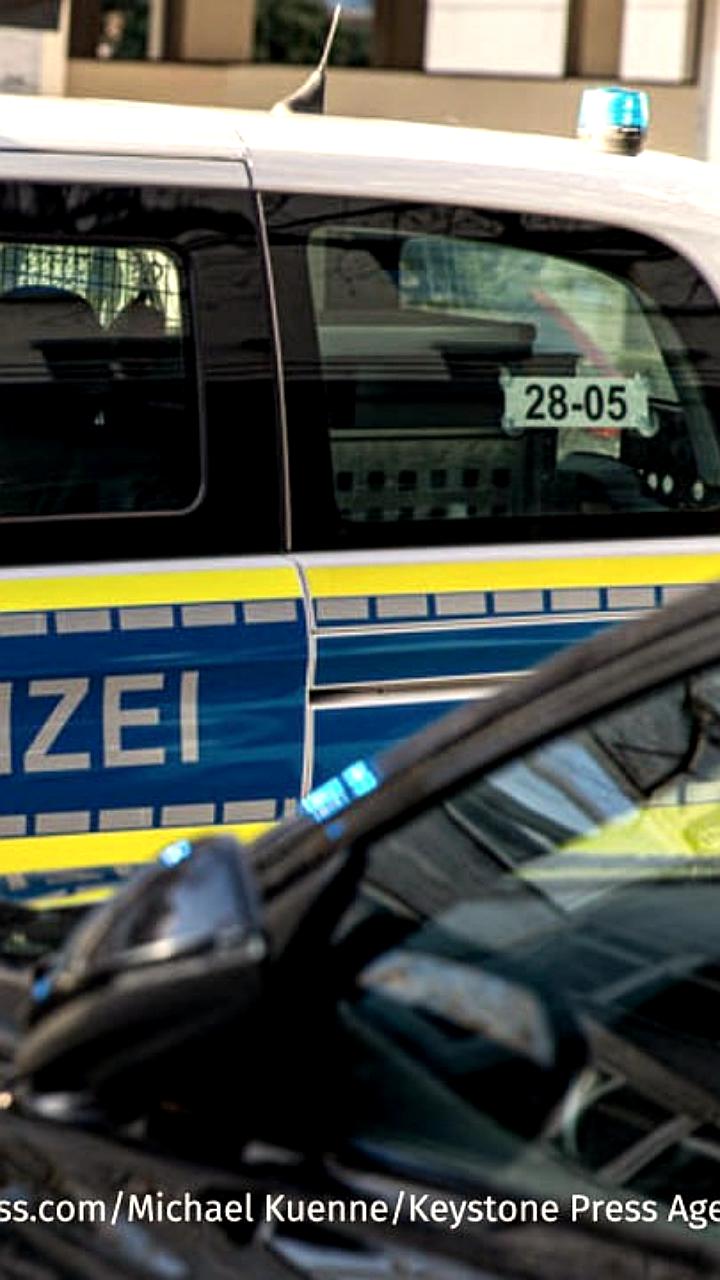 Безбилетник убил кондуктора поезда в Германии, объявлена минута молчания