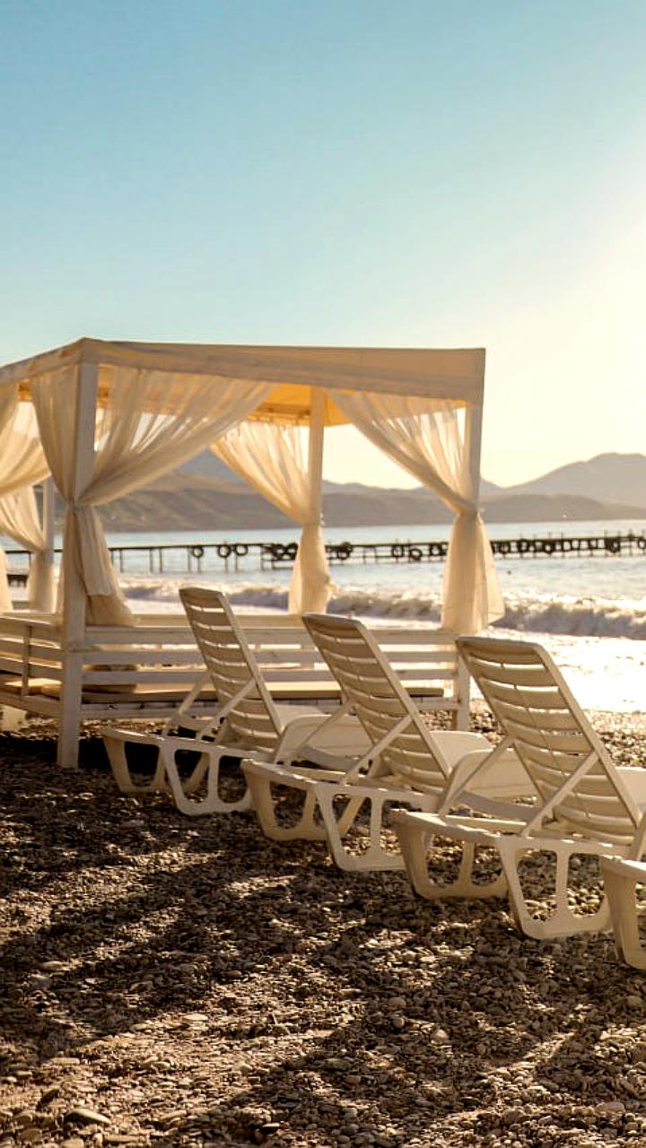 Крым готовится к курортному сезону: 350 пляжей и обновленные набережные