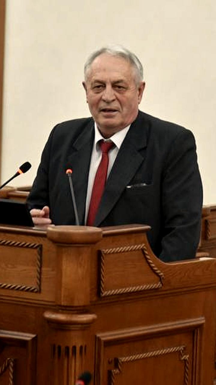 Обыски у вице спикера Алтайского заксобрания и главреда партийной газеты