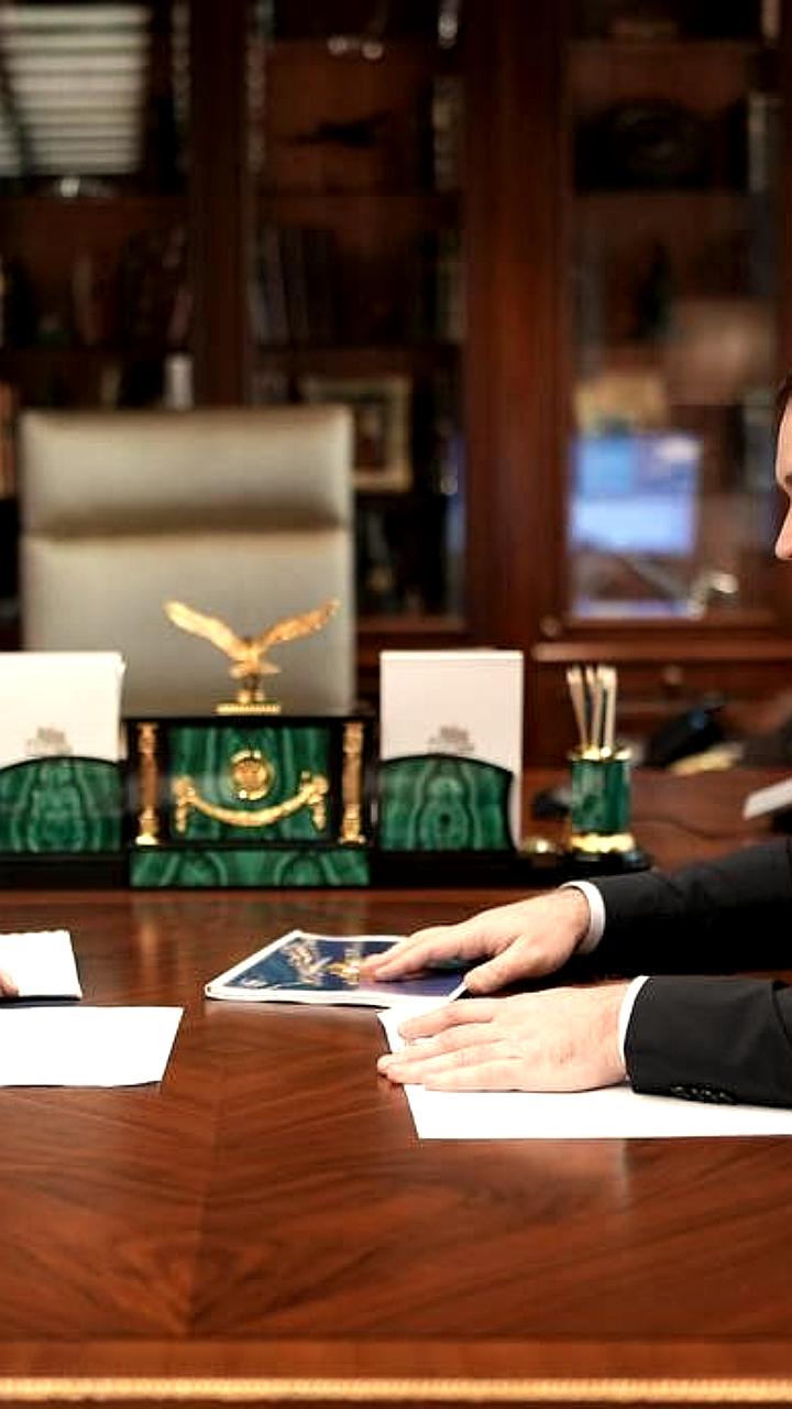 Денис Мантуров и Виталий Хоценко обсудили развитие промышленности в Омской области