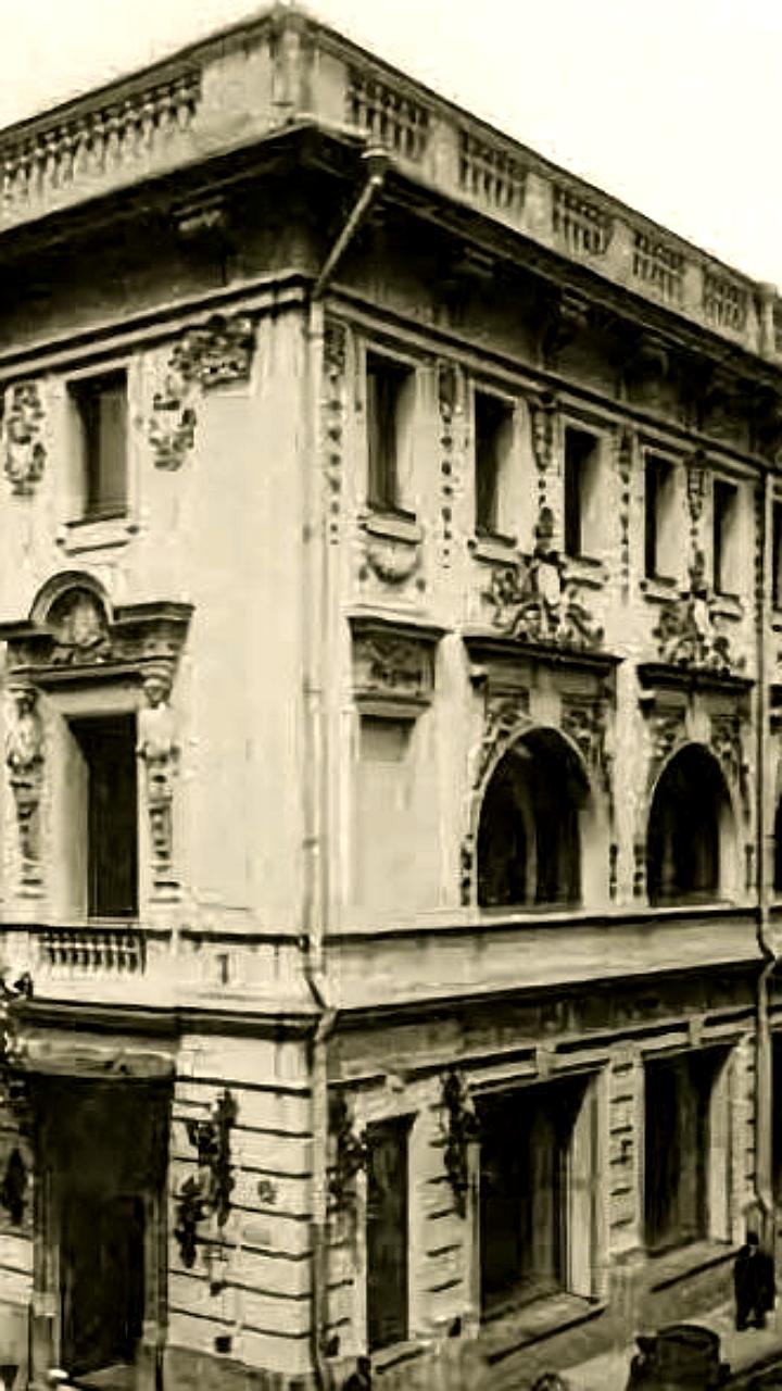 125 лет назад открылся знаменитый Магазин Елисеева в Москве