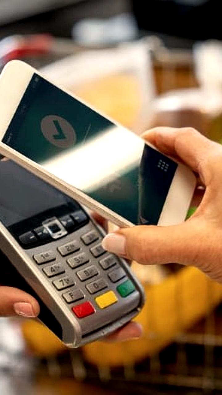 Клиенты ВТБ увеличили использование альтернативных платежей в 2025 году