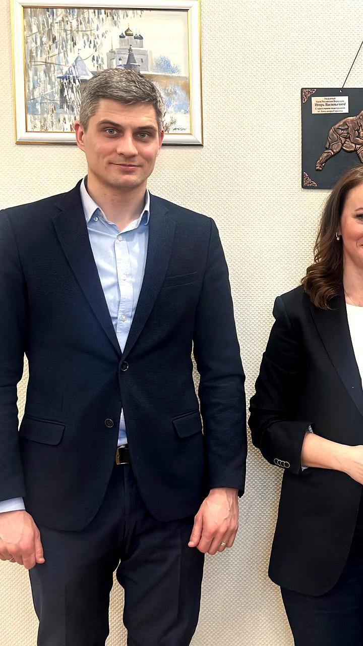 Обсуждение патриотического воспитания молодежи и создание кадетских классов в Омской области