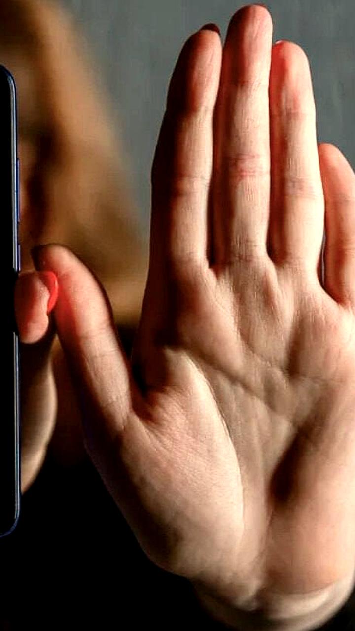 МТС запускает уведомления о мошеннических звонках для семей