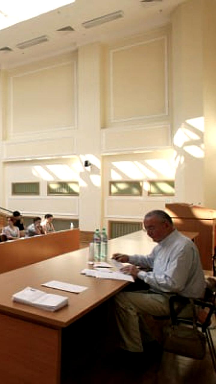 Минздрав установил минимальные баллы ЕГЭ для поступления в медвузы в 2026 году