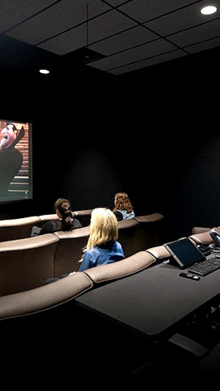 Суд подтвердил решение о взыскании 782 млн рублей с экс-представительства Sony Pictures в пользу Синема Парк