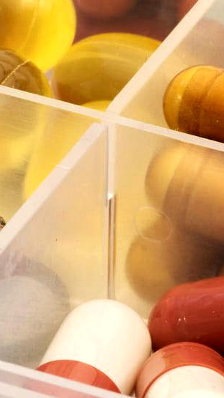 Роспотребнадзор заблокировал 2000 сайтов с БАДами без регистрации