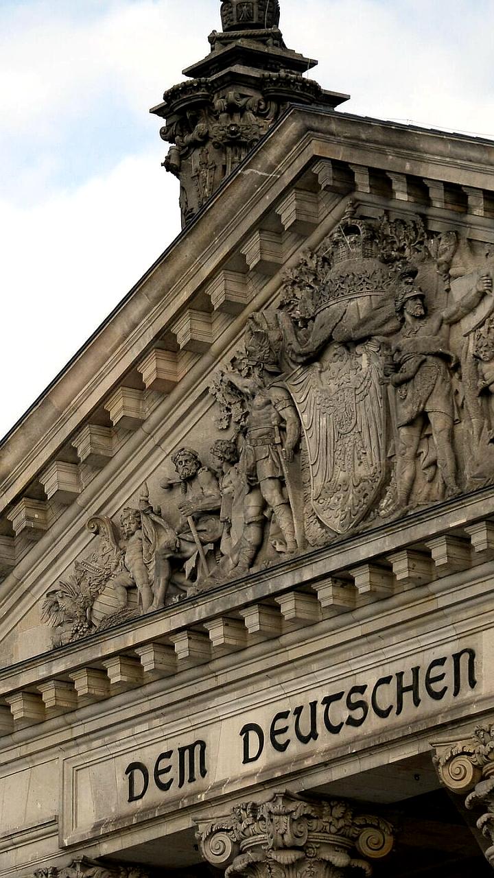 Немецкая экономика понесла убытки в 940 миллиардов евро с 2020 года, требуется решение структурных проблем