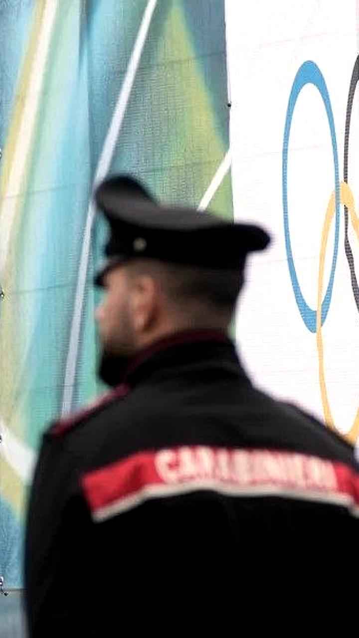 Итальянская полиция расследует диверсии на железной дороге в первый день Олимпиады 2026