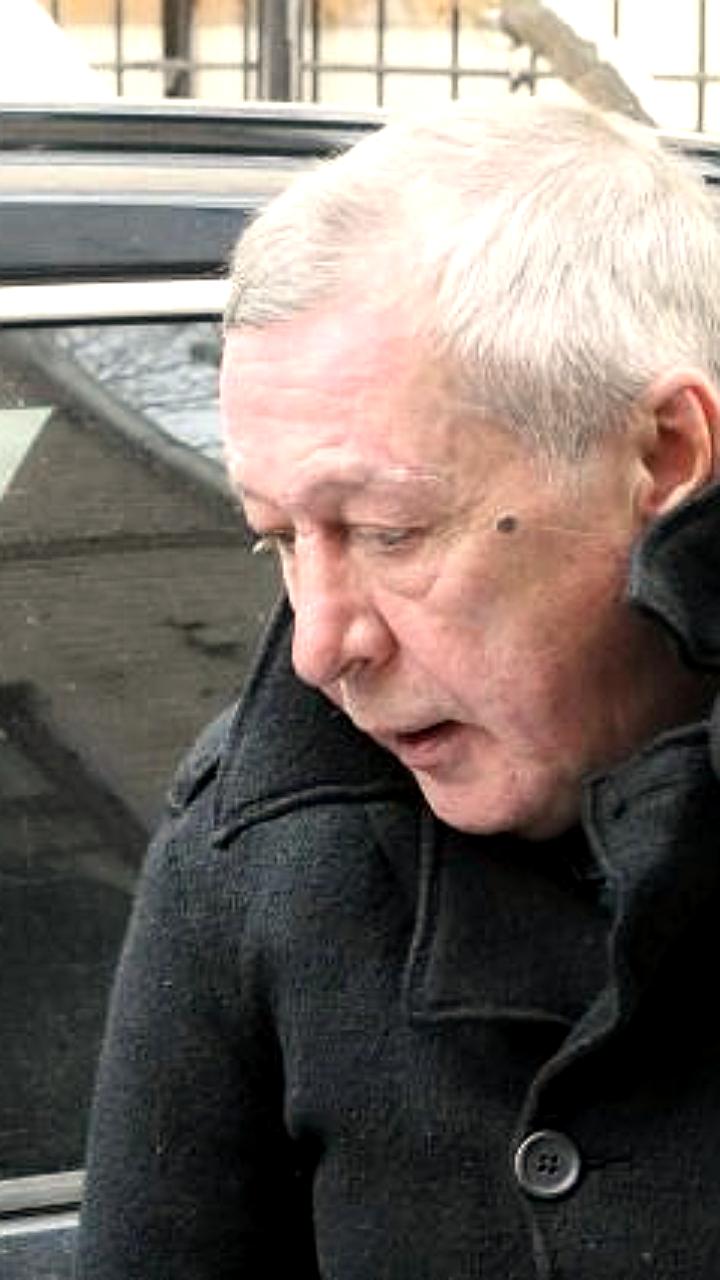 Михаил Ефремов вернется на сцену после освобождения: премьера спектакля 'Без свидетелей' с Анной Михалковой