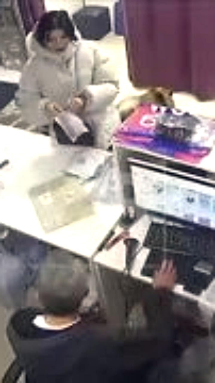 Конфликт в ПВЗ на улице Ленсовета: покупатель выстрелил в сотрудника