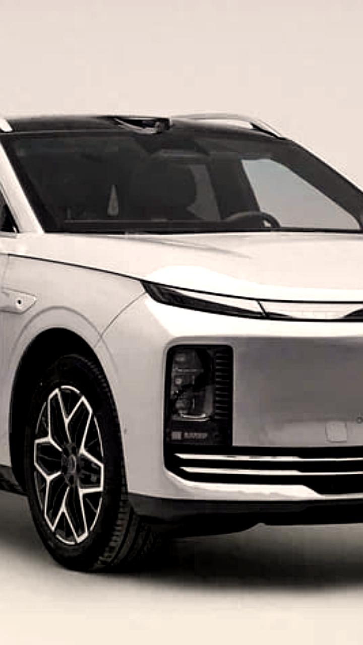 Кроссовер Exeed EX7 с инновационной тормозной системой представлен в Китае