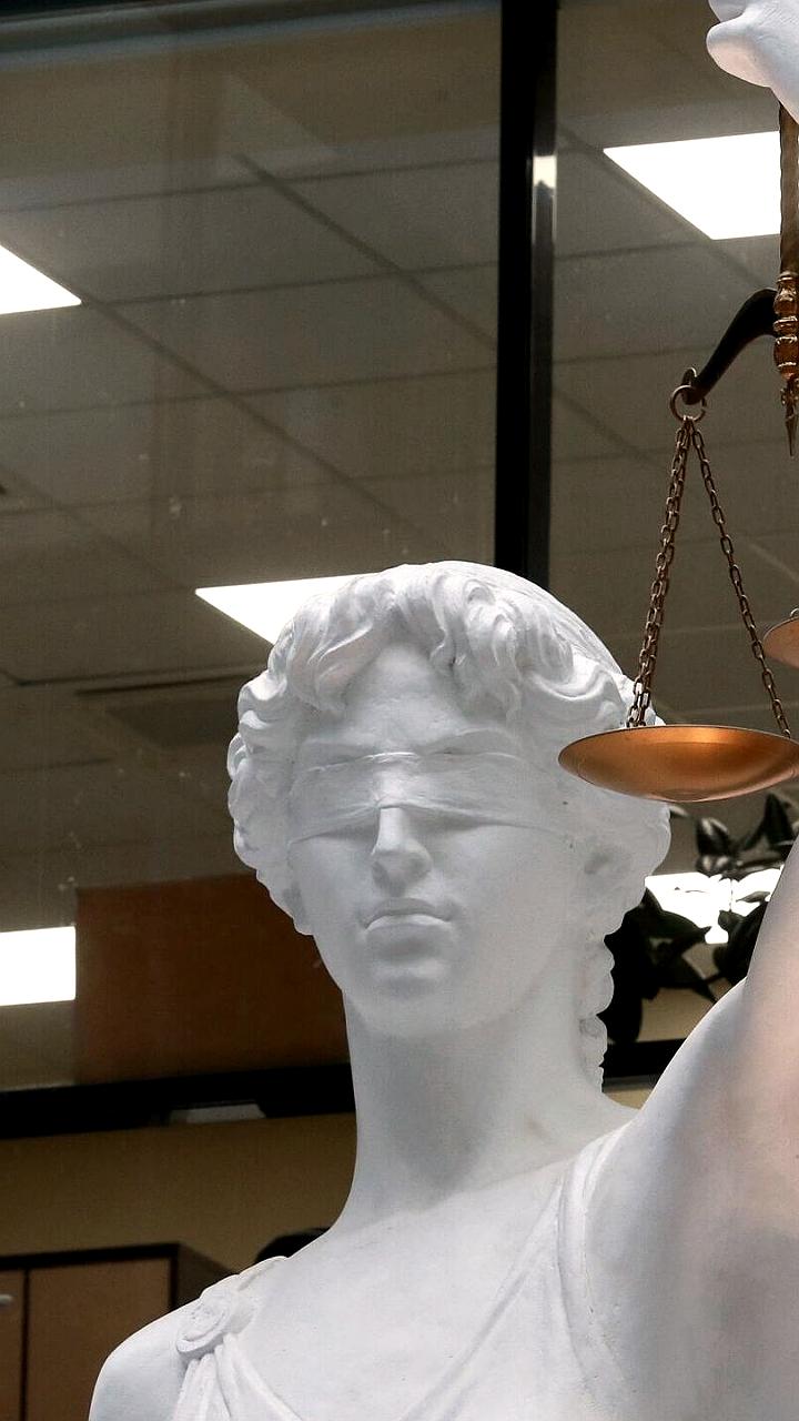 Суд восстановил сотрудника пожарной части в Приморье после признания увольнения незаконным