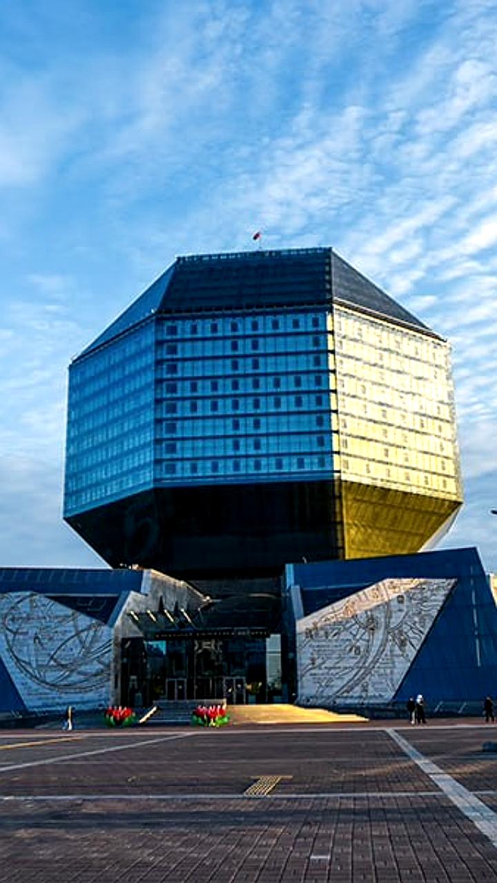 Неделя Ямала в Москве: культурные мероприятия и диалог с губернатором