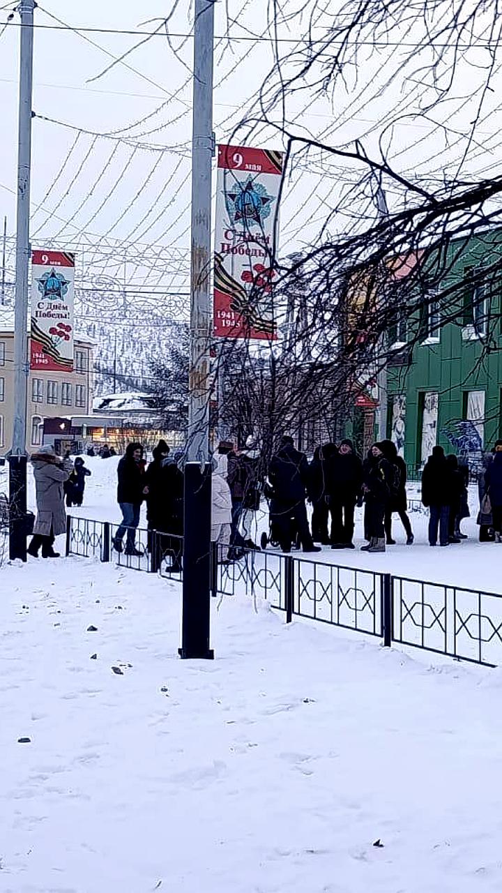 Губернатор Чукотки Владислав Кузнецов реагирует на нехватку продуктов в Билибино