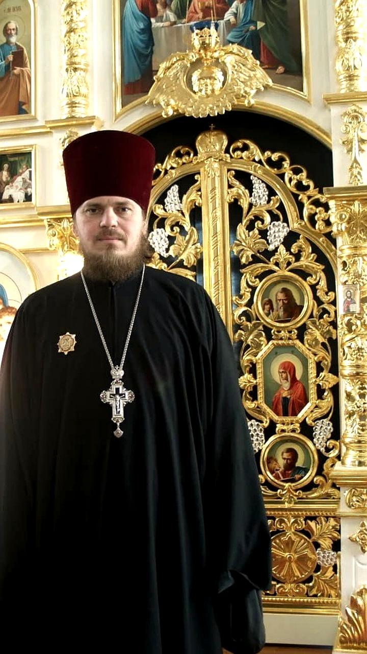 Погиб священник Сергий Кляхин в результате атаки на похоронную процессию в Запорожской области