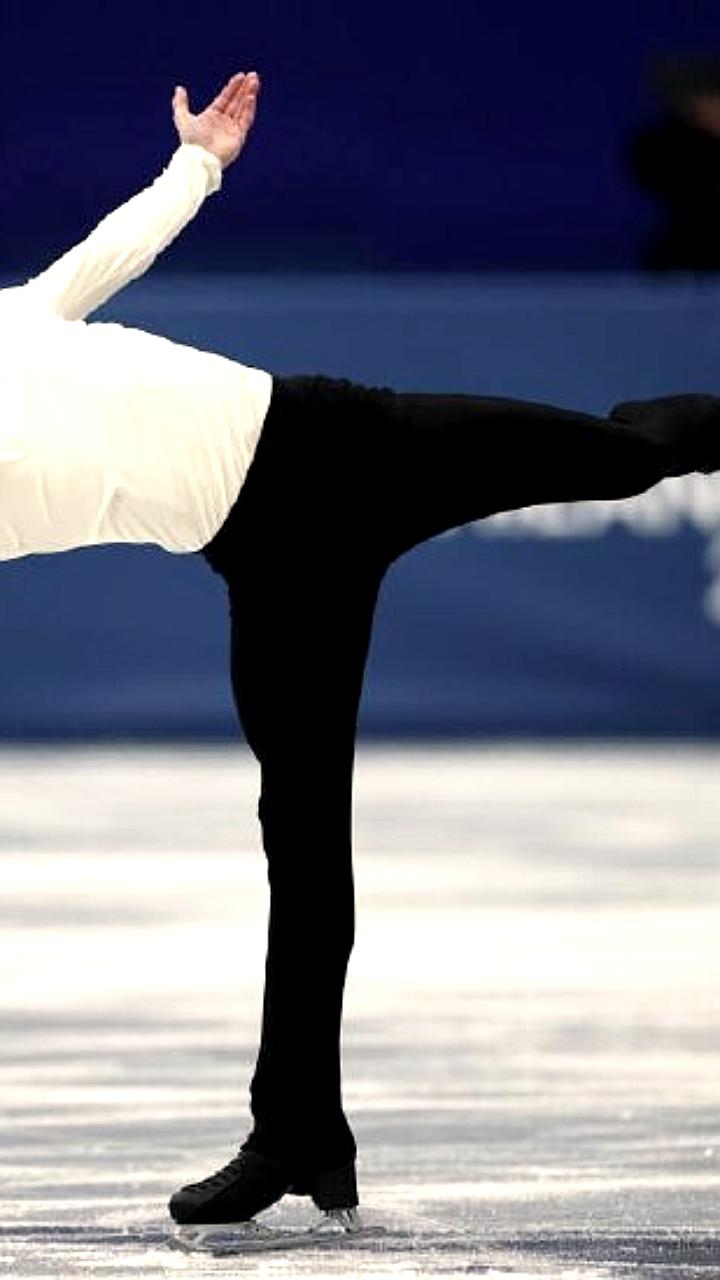 Максим Наумов почтил память родителей на Олимпийских играх